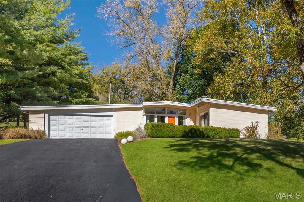 709 Cheviot Court