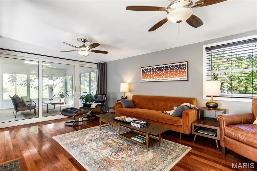 709 Cheviot Court