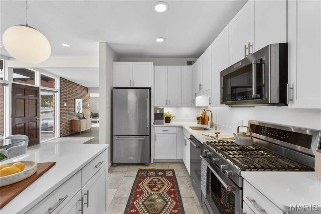 2402 Saint Giles Road