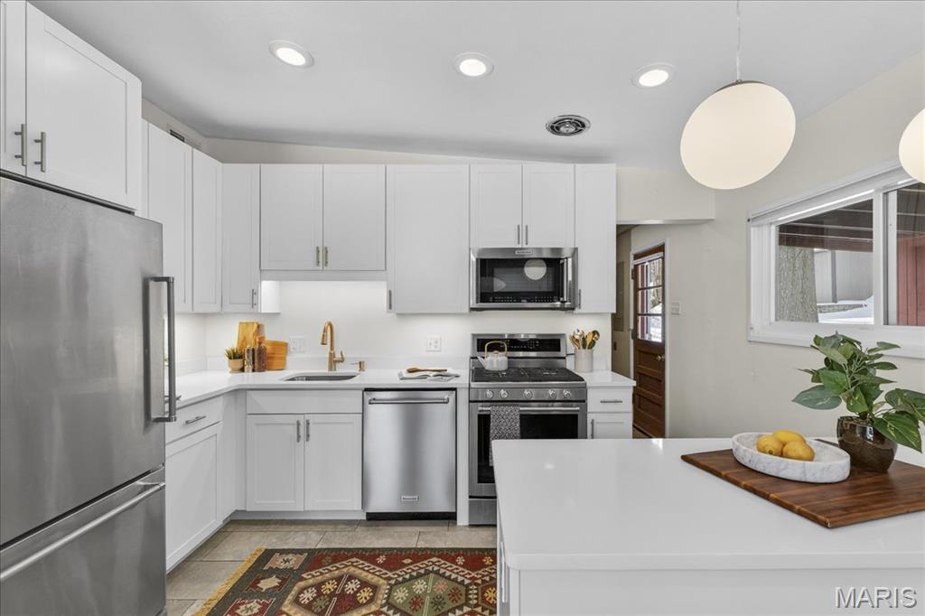 2402 Saint Giles Road