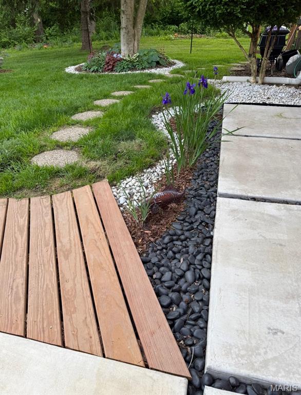 2402 Saint Giles Road