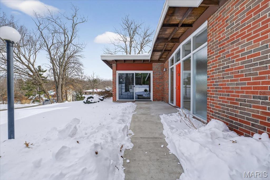 2402 Saint Giles Road