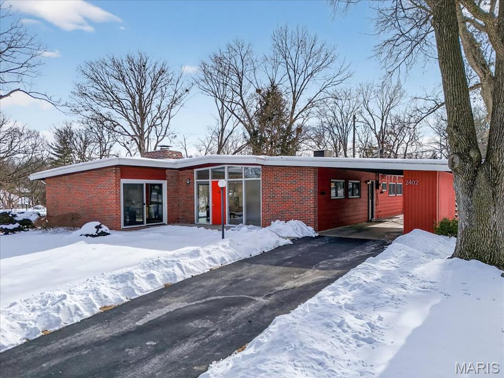 2402 Saint Giles Road