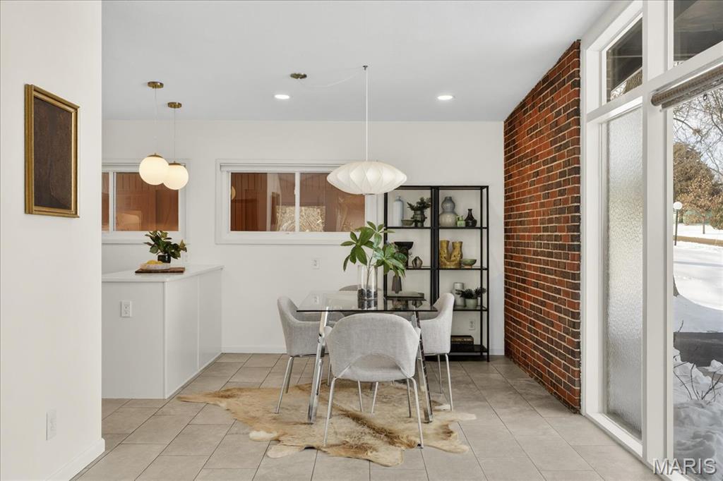 2402 Saint Giles Road