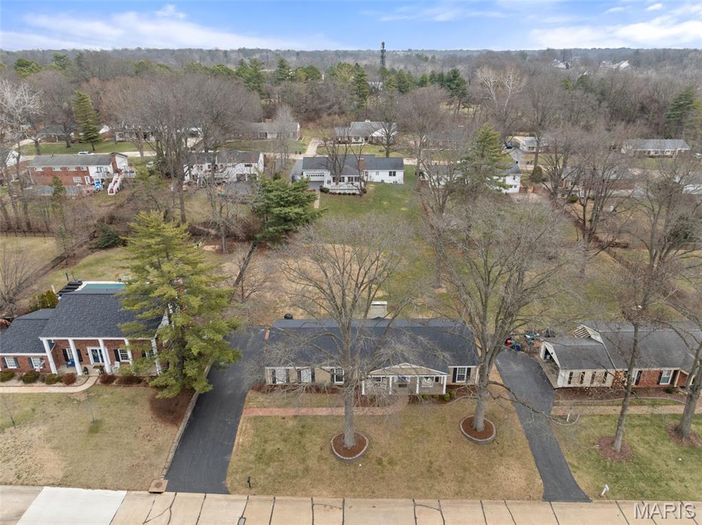 2046 Willow Leaf Drive
