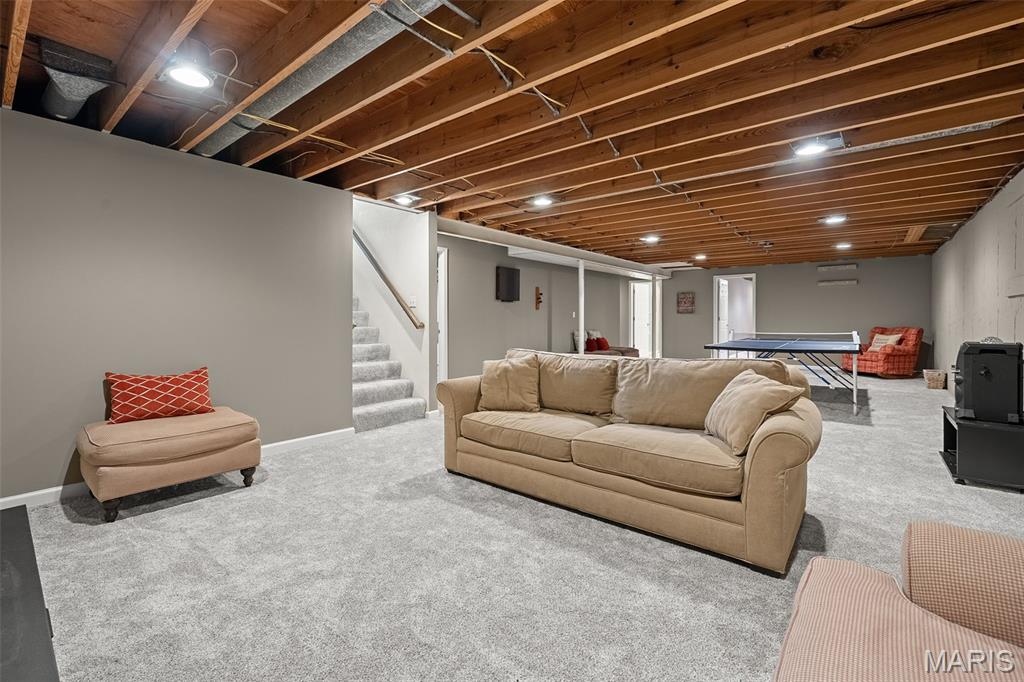 2046 Willow Leaf Drive