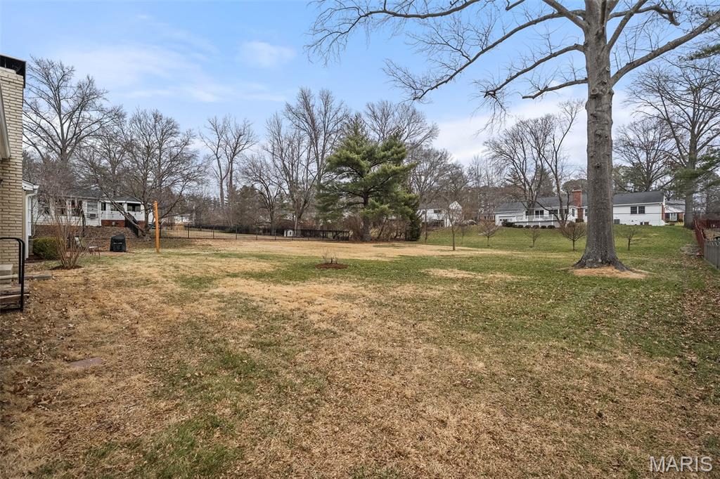 2046 Willow Leaf Drive