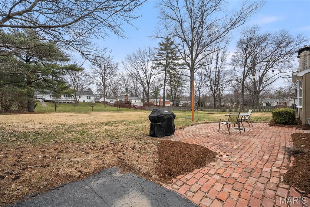 2046 Willow Leaf Drive