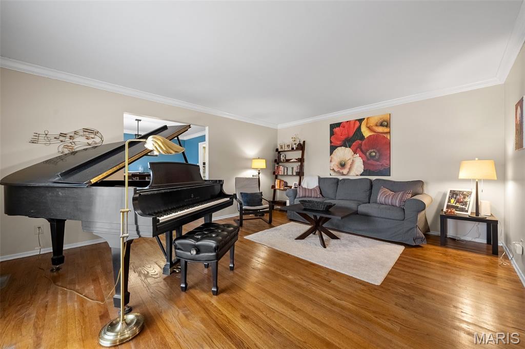 2046 Willow Leaf Drive