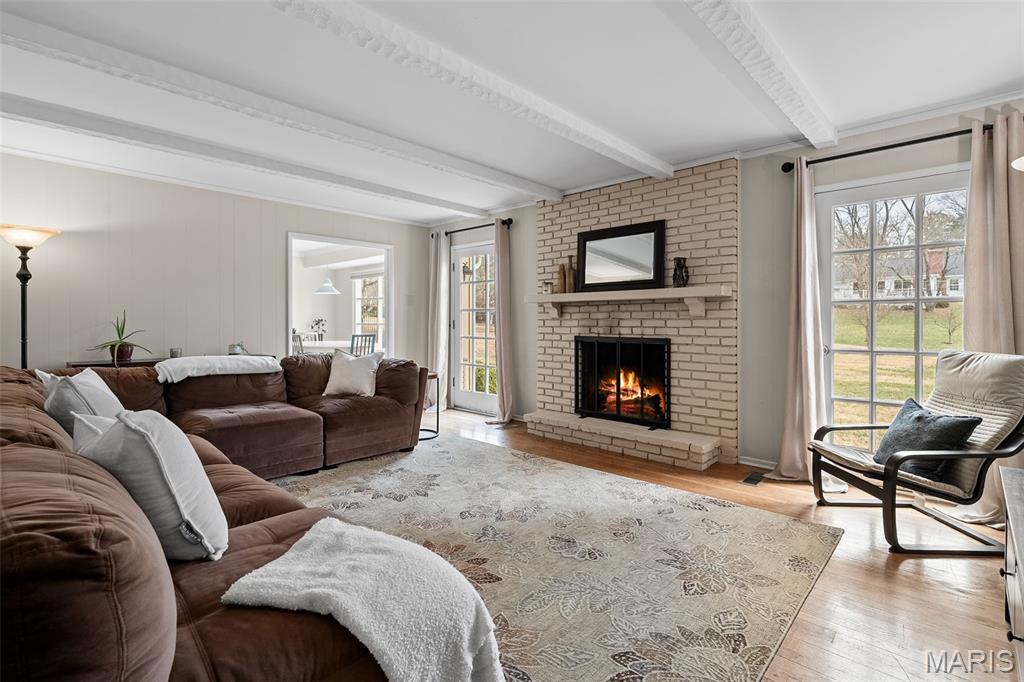 2046 Willow Leaf Drive