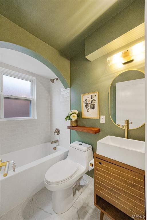 831 S Harrison Avenue