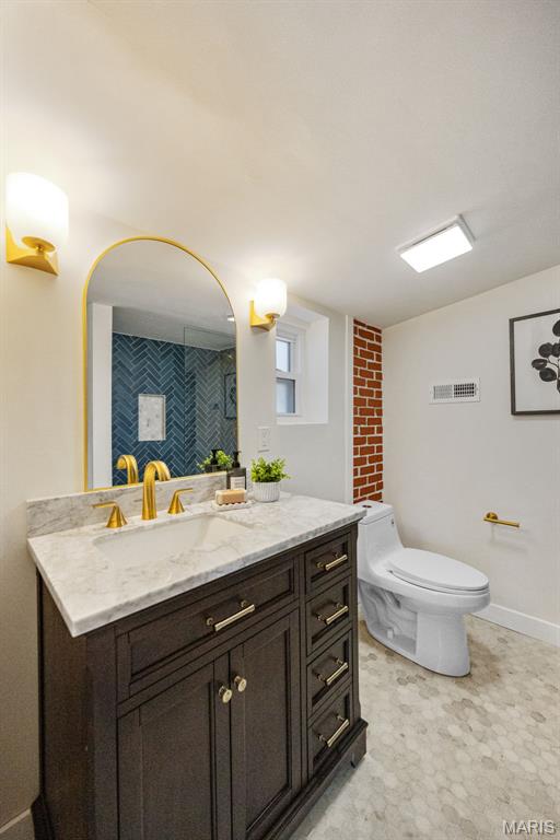 831 S Harrison Avenue