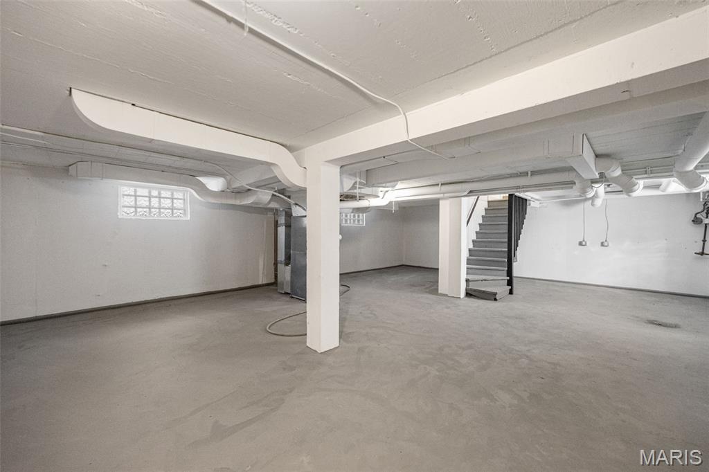 831 S Harrison Avenue