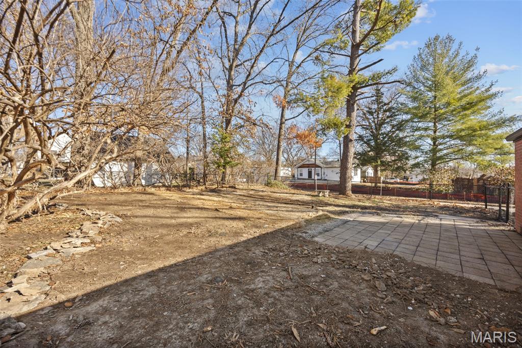 831 S Harrison Avenue