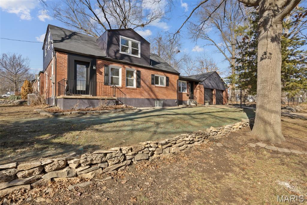 831 S Harrison Avenue