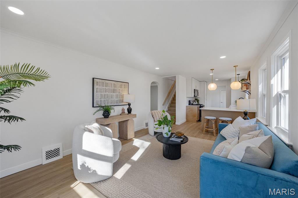 831 S Harrison Avenue