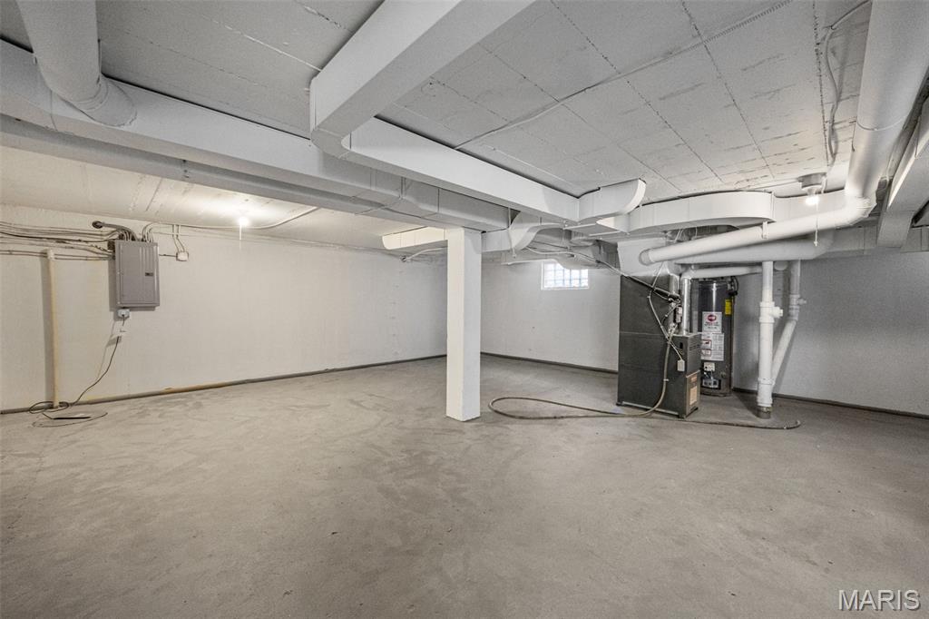 831 S Harrison Avenue