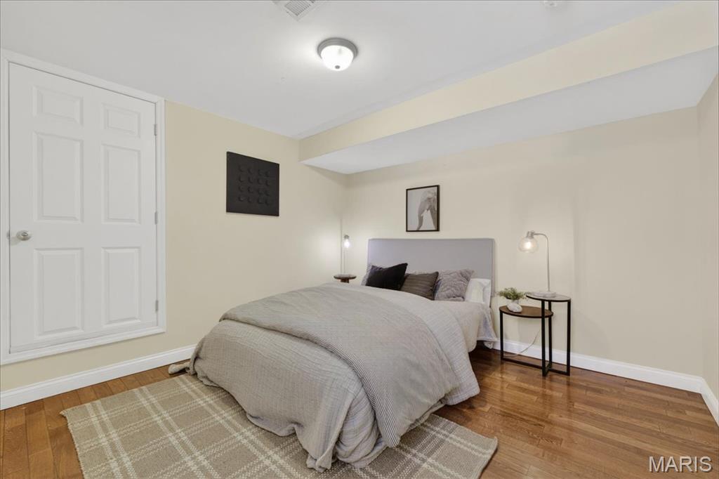 4317 Maryland Avenue Unit: 1E