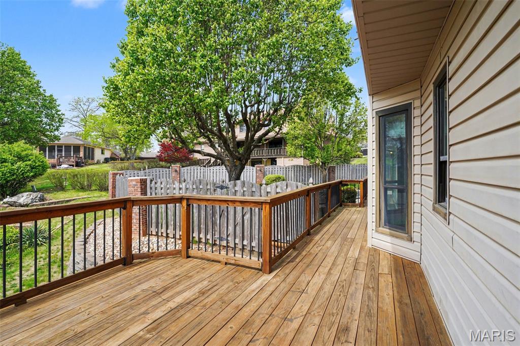 5022 Amber Place Drive