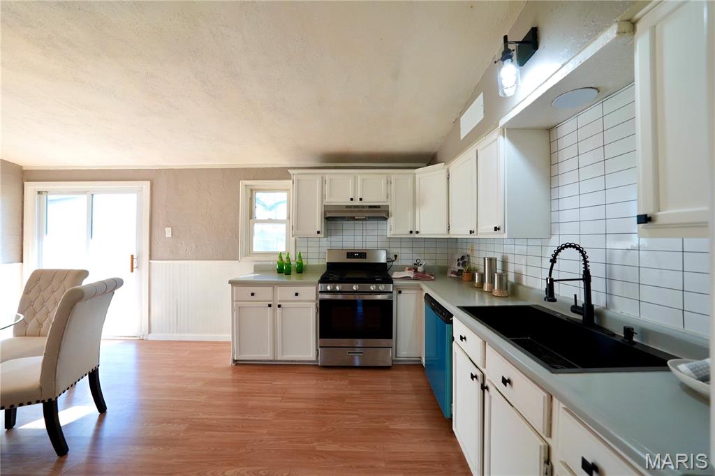 1701 Ridgewood Drive