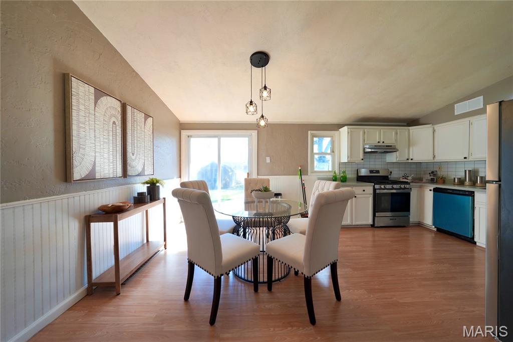 1701 Ridgewood Drive