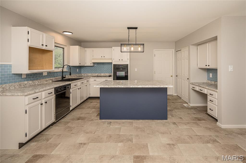 3052 Wood Poppy Drive