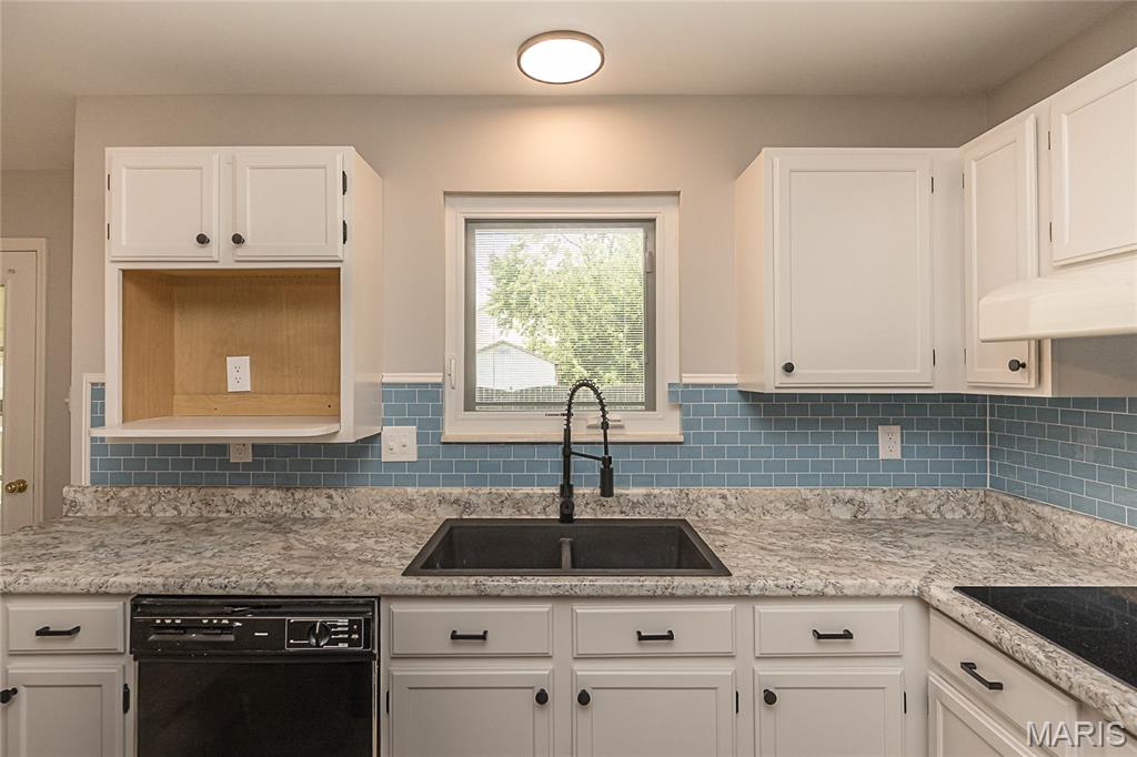 3052 Wood Poppy Drive