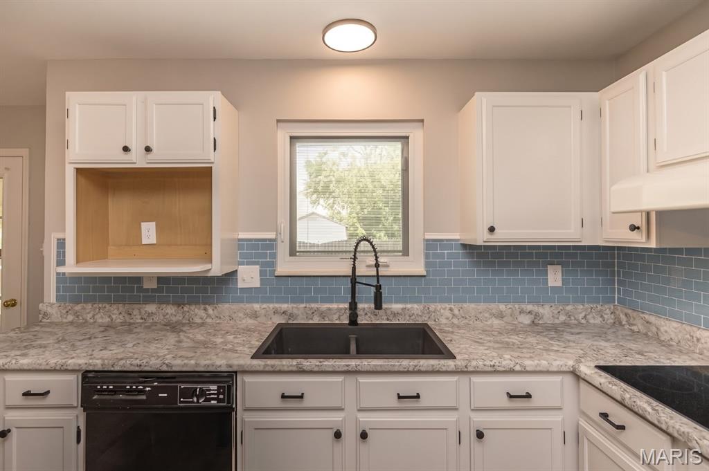 3052 Wood Poppy Drive