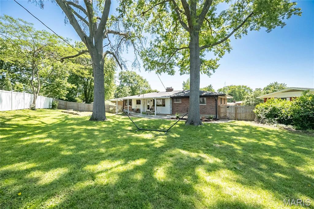 8901 Larchwood Court