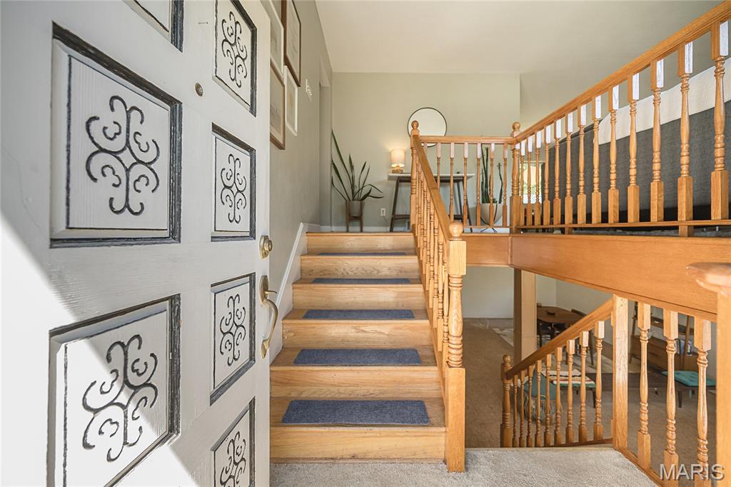 8901 Larchwood Court
