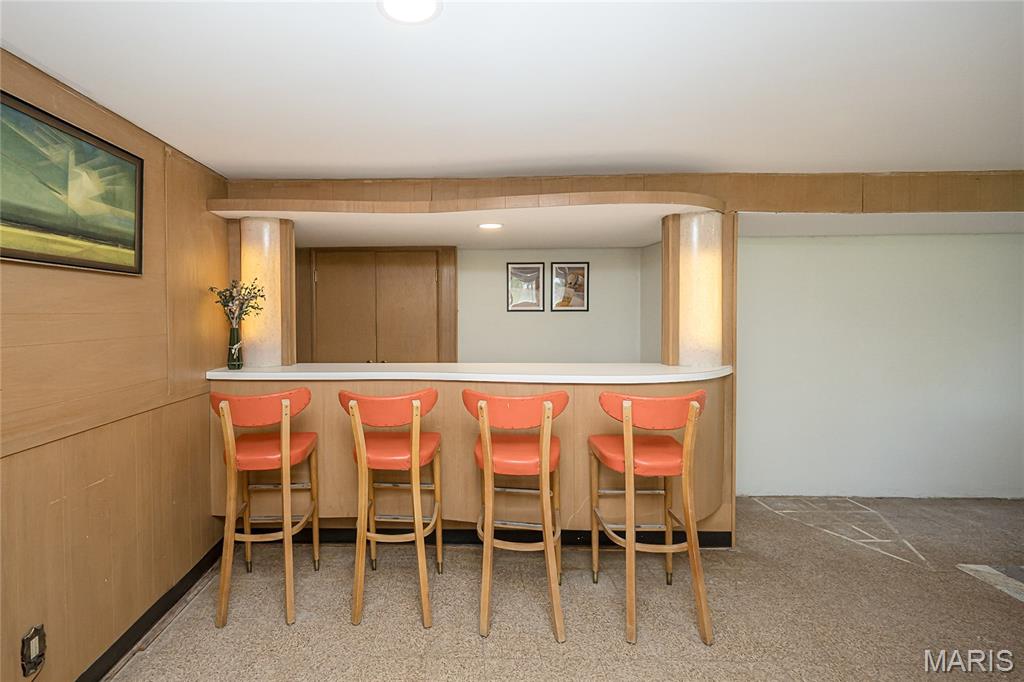 8901 Larchwood Court