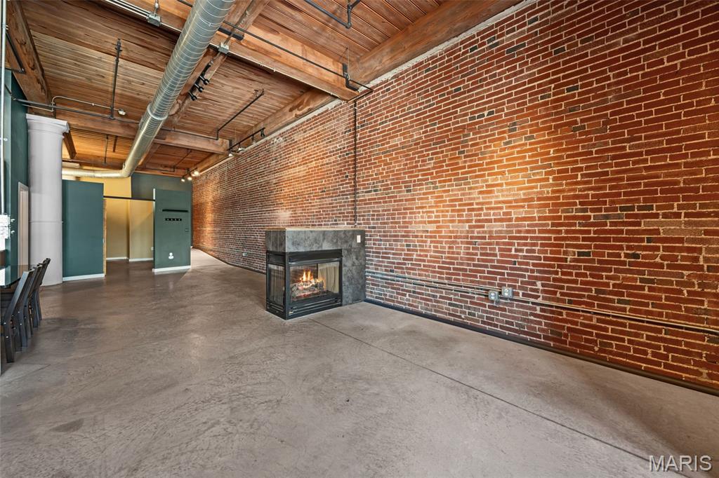 1015 Washington Avenue Unit: 206