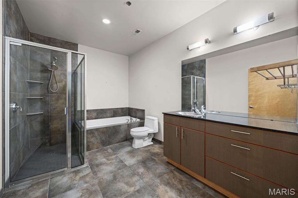 1015 Washington Avenue Unit: 206