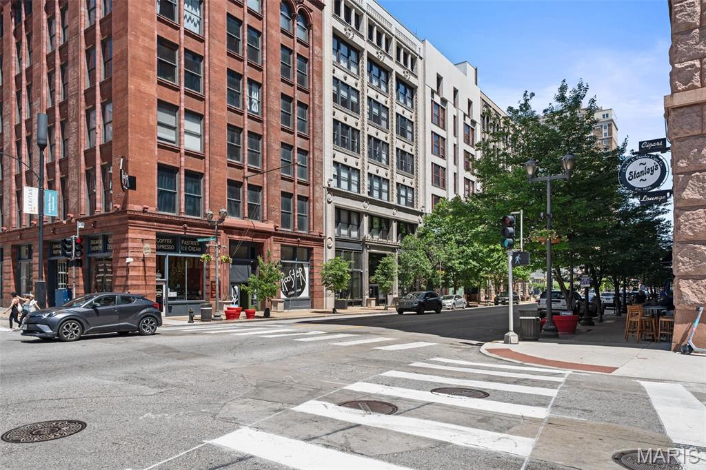 1015 Washington Avenue Unit: 206