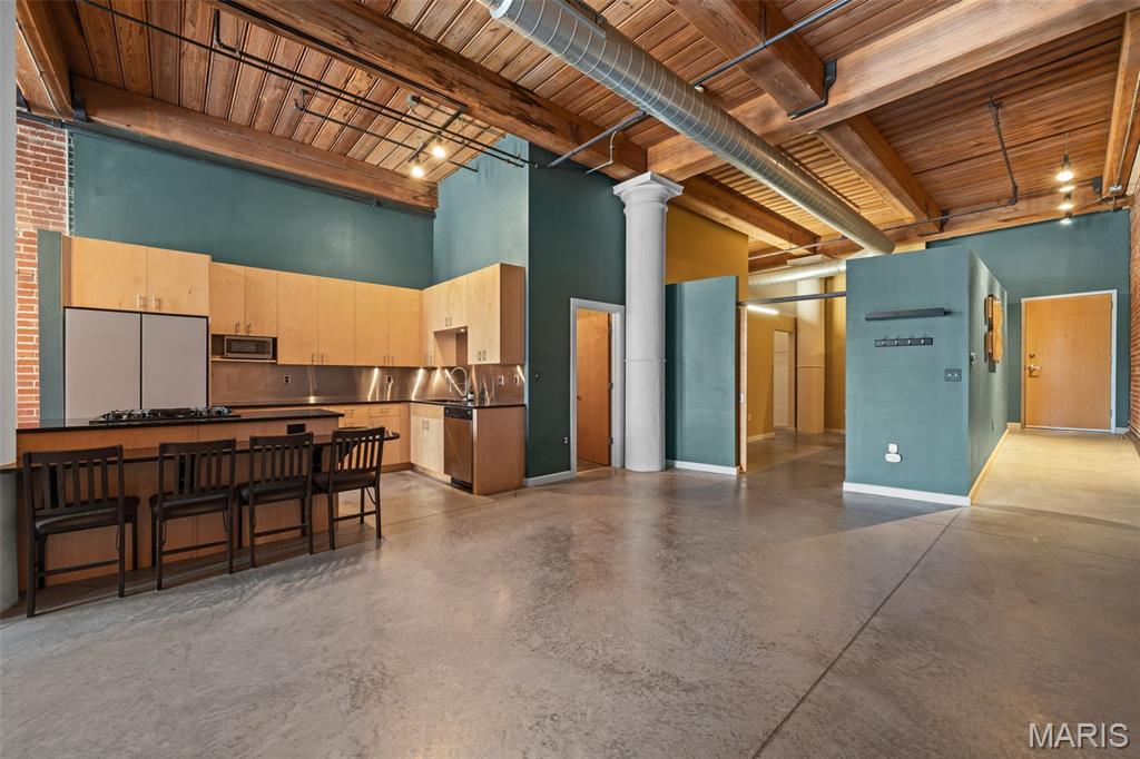 1015 Washington Avenue Unit: 206