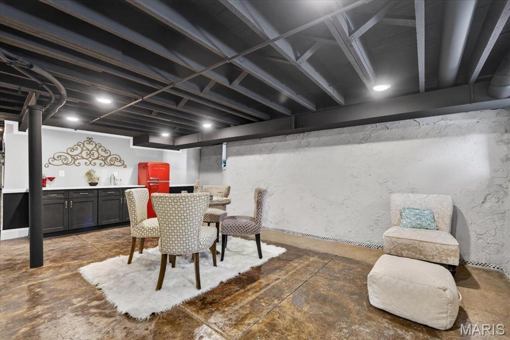 3441 Crittenden Street