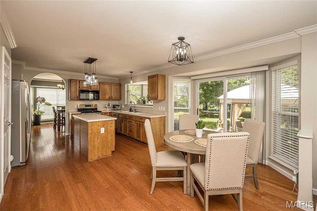 7313 Cinnamon Teal Drive