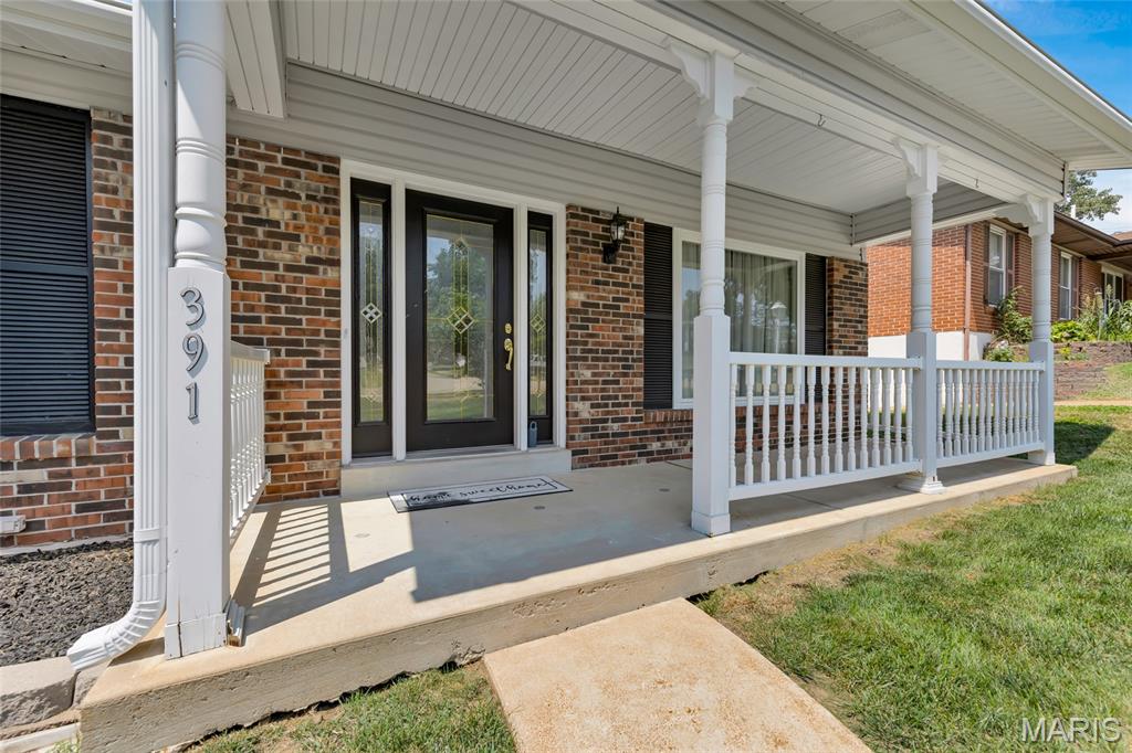 391 Crestbury Drive
