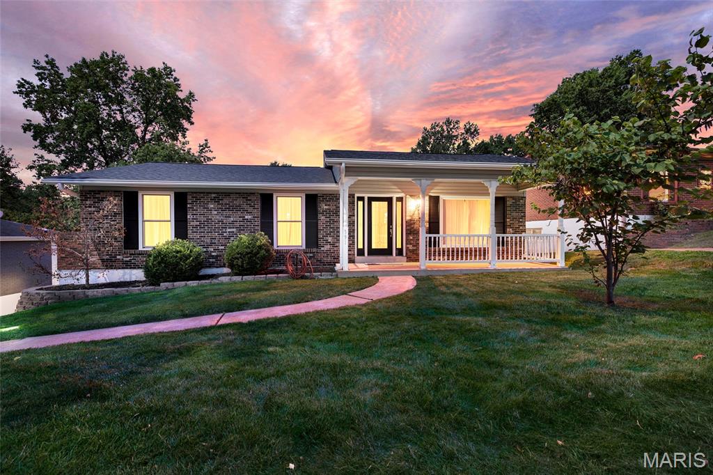 391 Crestbury Drive