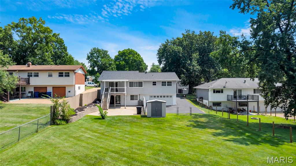 391 Crestbury Drive