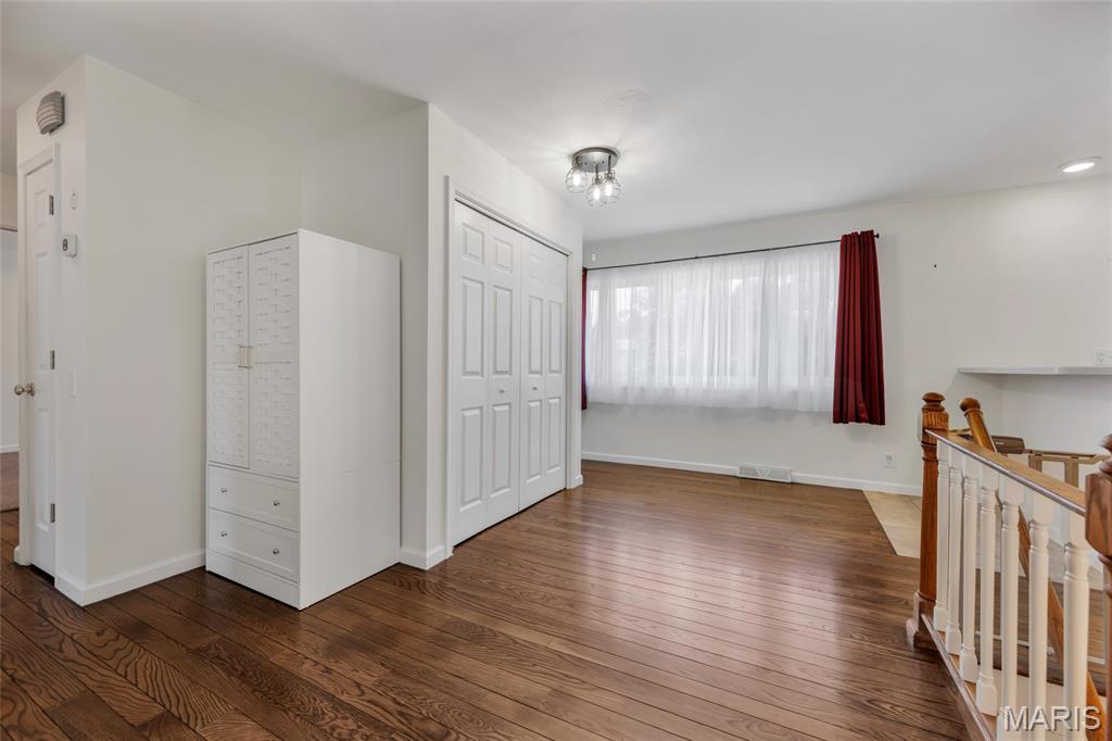 391 Crestbury Drive