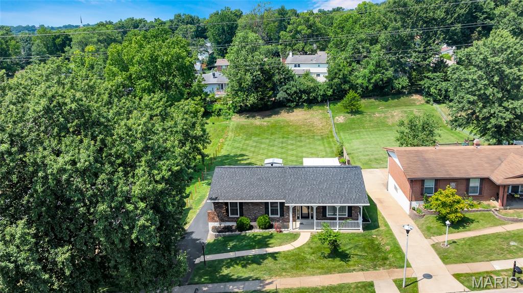 391 Crestbury Drive
