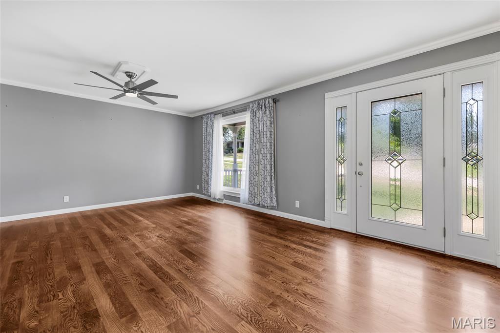 391 Crestbury Drive