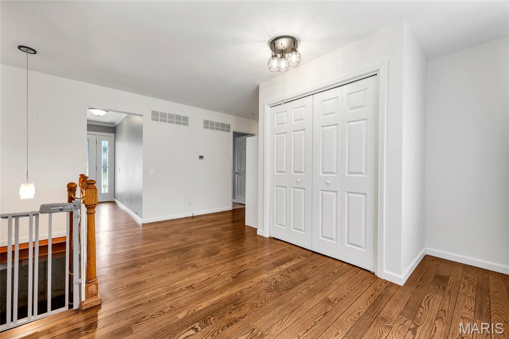 391 Crestbury Drive
