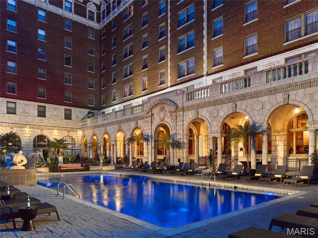 232 N Kingshighway Boulevard Unit: 1107