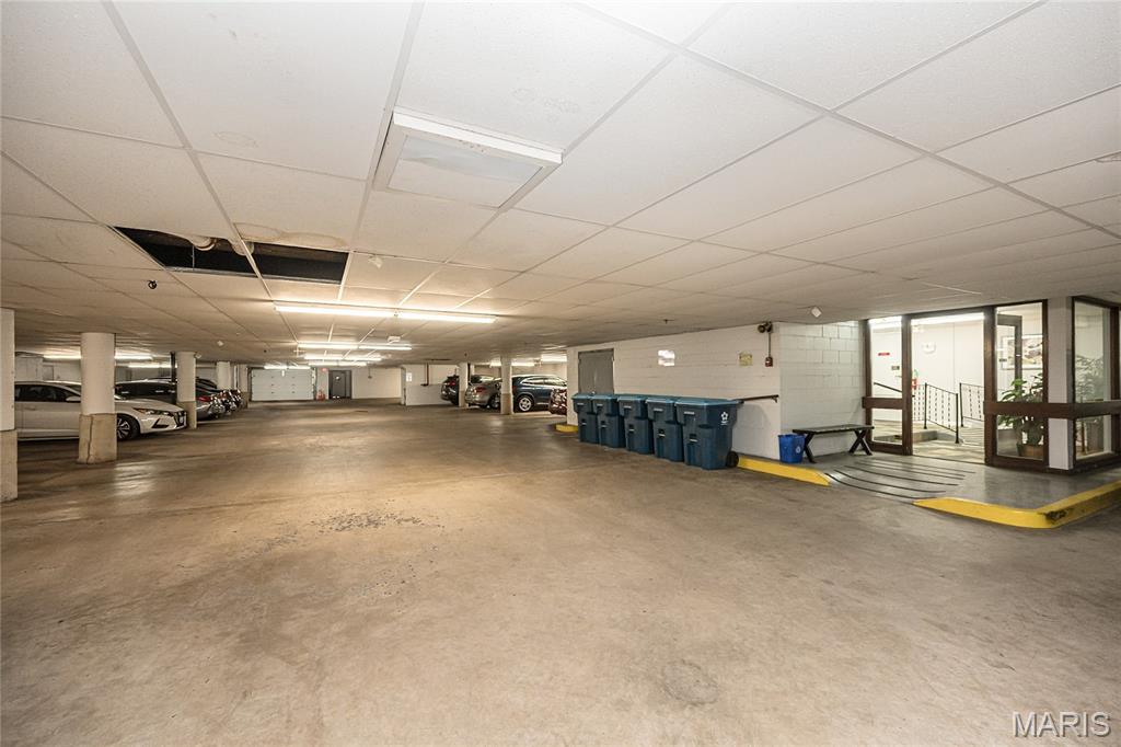 590 Sarah Lane Unit: 401