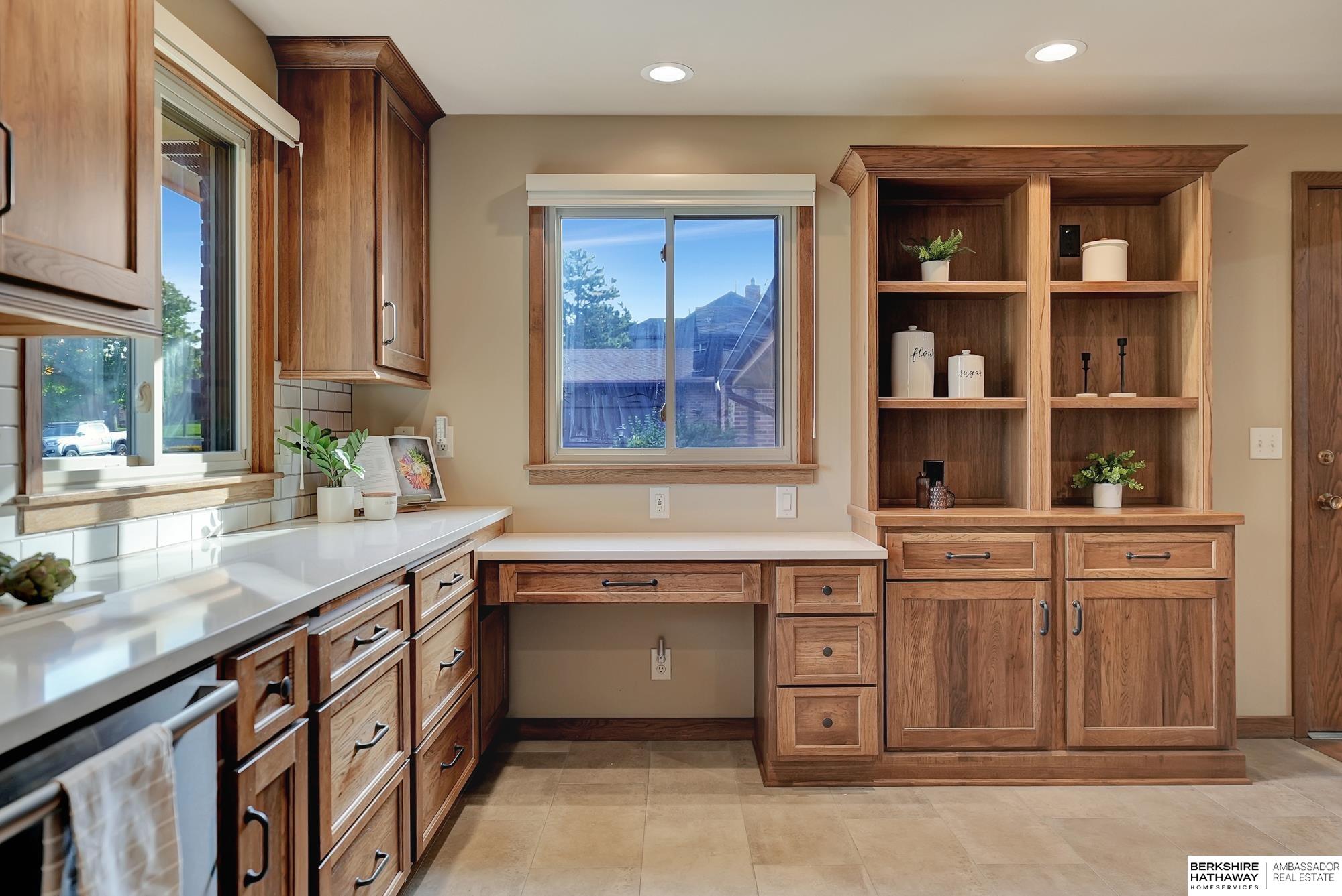 5611 Prescott Avenue