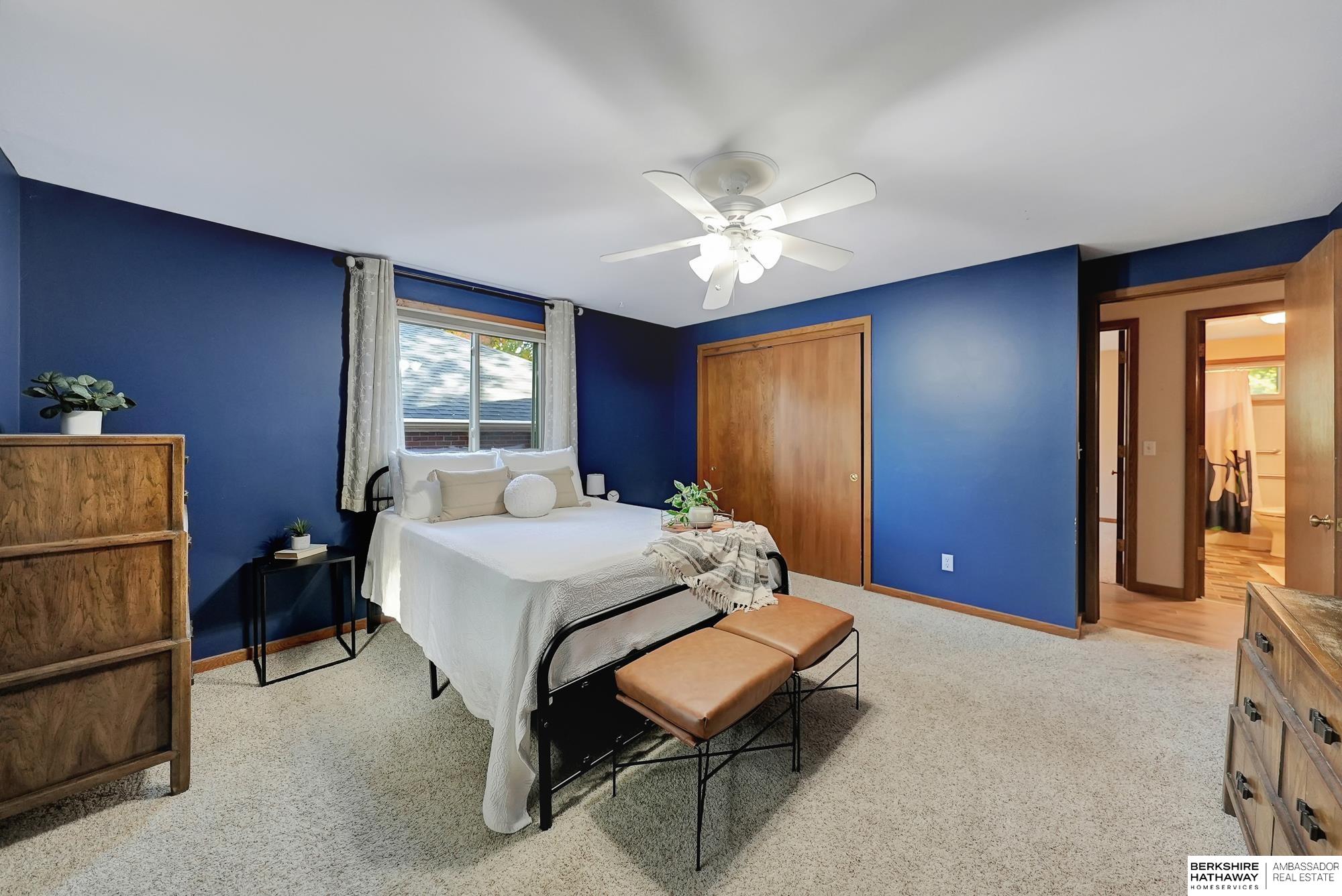 5611 Prescott Avenue