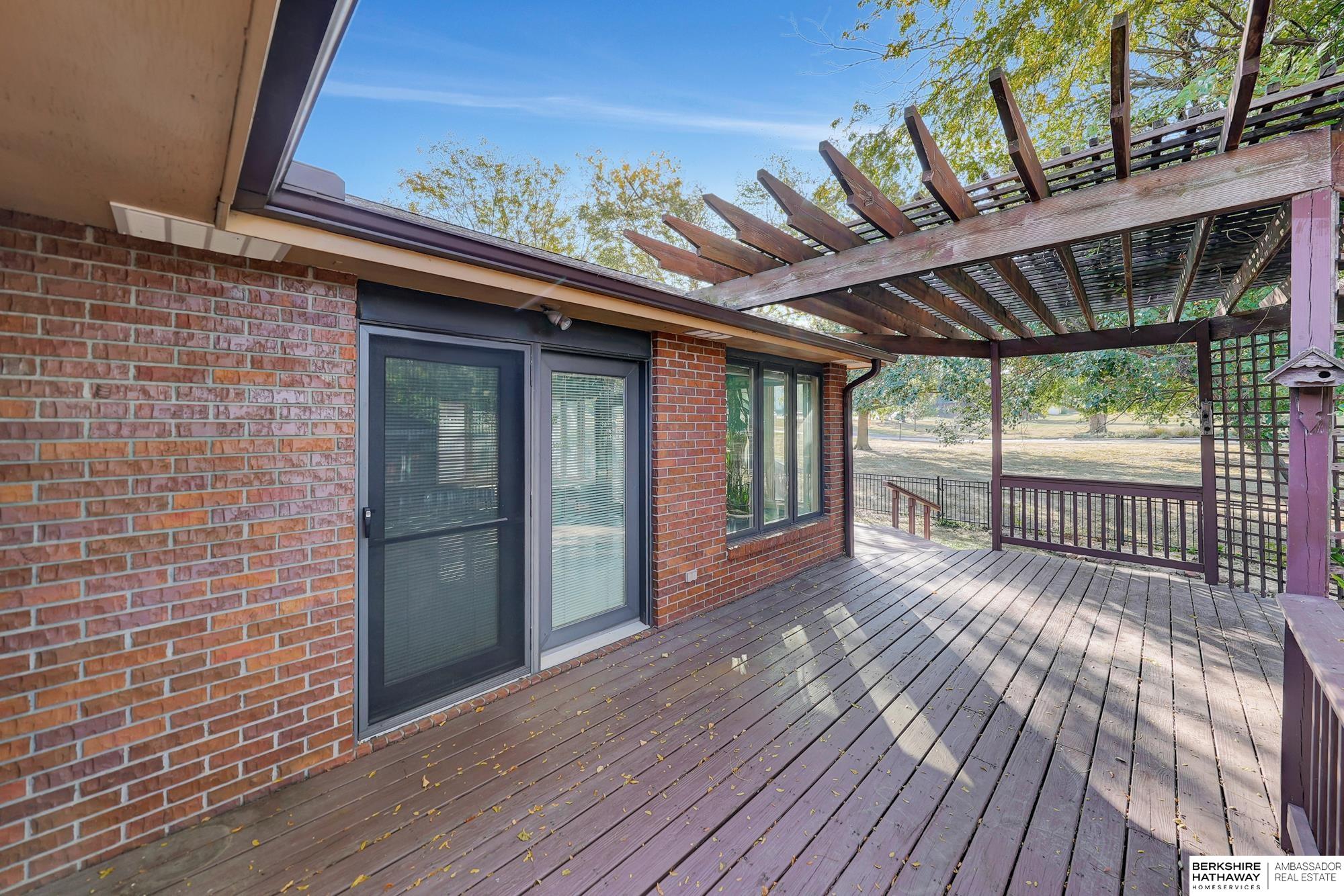 5611 Prescott Avenue