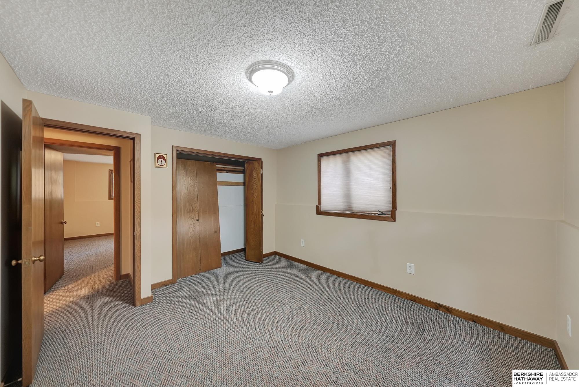 5611 Prescott Avenue